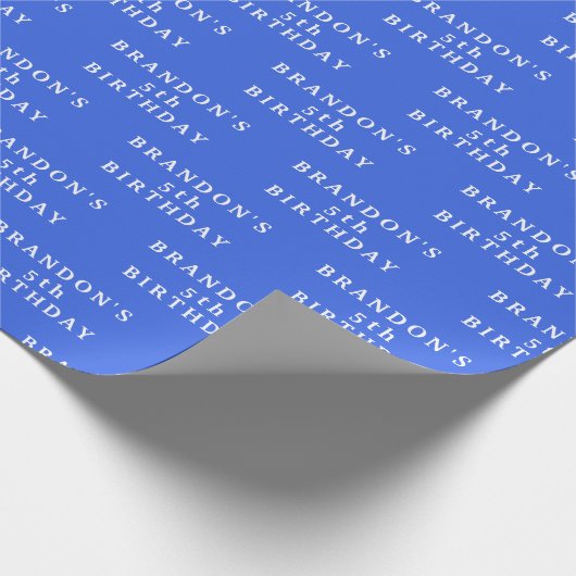 5e verjaardag schattig blauw eenvoudig modern jong cadeaupapier (Hoek)