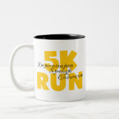 5K Run Yellow Tweekleurige Koffiemok (Links)