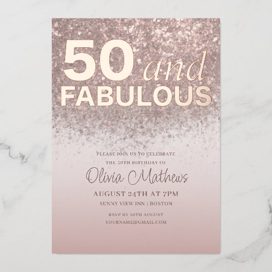 5o & Fabulous Verjaardag Roos Gouden Kalligrafie Folie Uitnodiging (Voorkant)