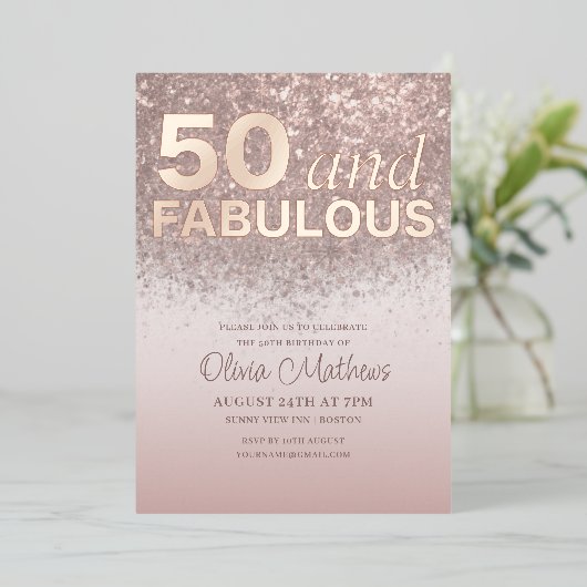 5o & Fabulous Verjaardag Roos Gouden Kalligrafie Folie Uitnodiging (Staand Voorkant)