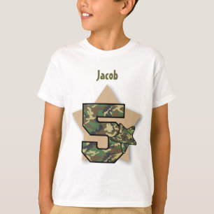 5th Birthday Boy Camo Douane Naam met STARS V02 T-shirt