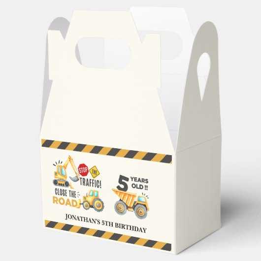 5th birthday boy construction theme bedankdoosjes (Geopend)