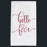 5th Birthday Girls Hello Five Cute 5 Years Old Kid Klein Cadeauzakje<br><div class="desc">5th Birthday Girls Hello Five Cute 5 Years Old Kids - The perfecte 5th birthday gift for toddler kids girls. Makes a great outfit or decoration for a birthday party. Awesome gift for your friend or sister,  daughter or niece!</div>