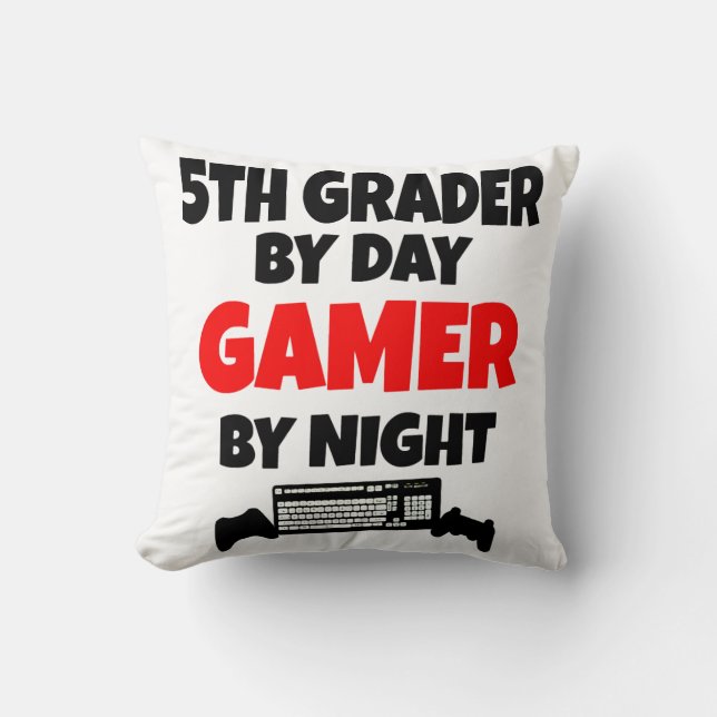 5th Grader Gamer Kussen (Voorkant)