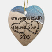 5th, Om het even welk Jubileum Twee Harten in Zand Keramisch Ornament (Links)