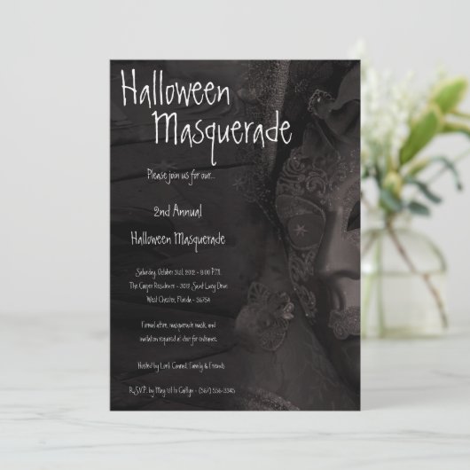 5x7 Black Masquerade Halloween Costume Invitation Kaart (Staand voorkant)