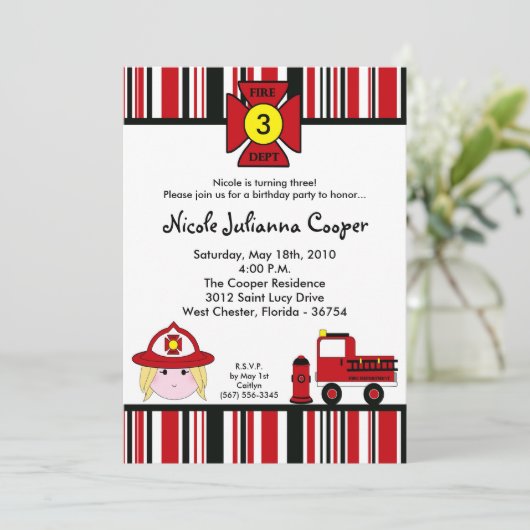 5x7 Firewoman Firetruck verjaardagsfeestje uitnodi Kaart (Staand voorkant)