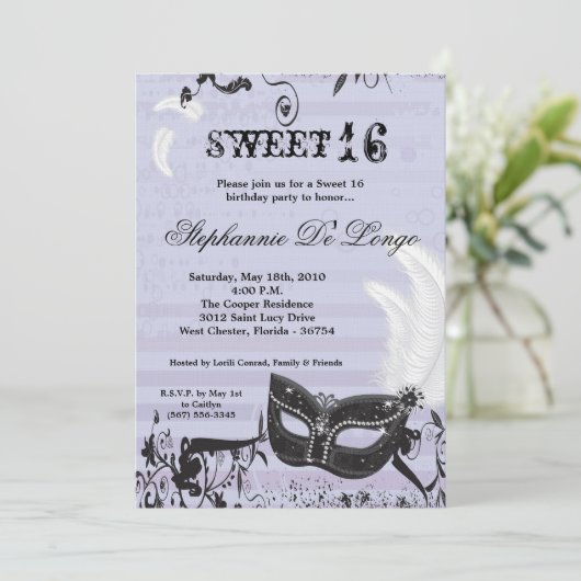5x7 Lila Masquerade Sweet 16 Birthday Uitnodiging (Staand voorkant)