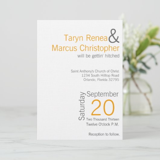 5x7 Modern Mosterdgrijze Chevron Trouwuitnodiging Kaart (Staand voorkant)