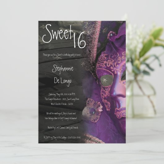 5x7 Paarse Masquerade Sweet 16 Birthday Uitnodigin Kaart (Staand voorkant)