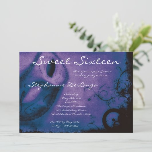 5x7 Paarse Masquerade Sweet 16 Birthday Uitnodigin Kaart (Staand voorkant)