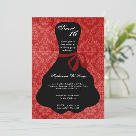 5x7 Red Dress Sweet 16 Birthday Invitation Kaart (Staand voorkant)
