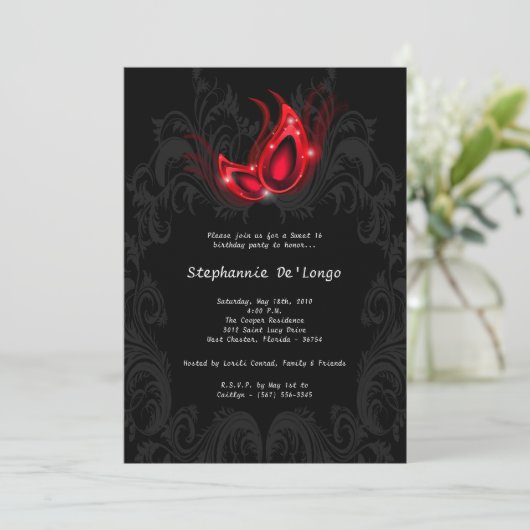 5x7 Red Masquerade Sweet 16 Birthday Invitation Kaart (Staand voorkant)