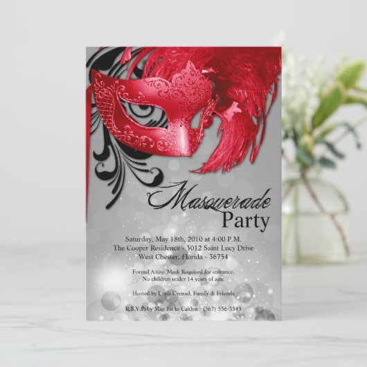 5x7 Red Masquerade Sweet 16 Birthday Invitation Kaart (Staand voorkant)