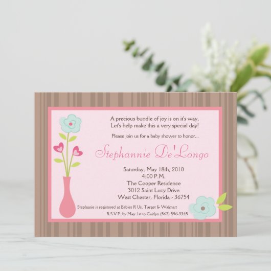 5x7 Spring Flower Vase Baby shower Uitnodiging (Staand voorkant)