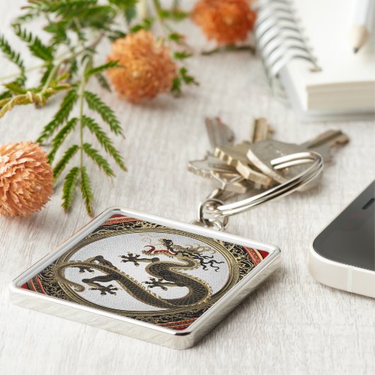 [600] Black and Gold Sacred Eastern Dragon Sleutelhanger (Zijkant)