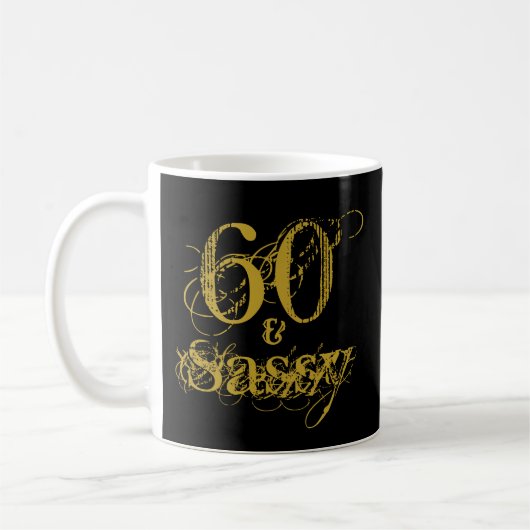 60 en 60ste verjaardag Sassy in Faux Gold op zwart Koffiemok (Links)