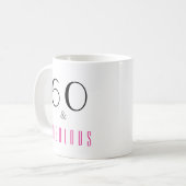 60 en Fabulous 60th Verjaardag Drank Koffie Mok (Voorkant links)