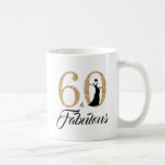 60 en Fabulous Gold Glitter 60th Birthday Koffiemok<br><div class="desc">Viel het draaien van 60 in stijl met dit elegante 60ste verjaardagsontwerp. 60 en geweldig in faux goud glitter en zwart met dansende silhouet. De bijbehorende producten en andere kleuren zijn beschikbaar in onze winkel. Aangepaste verzoeken zijn welkom.</div>