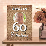 60 en Fabulous Gold Glitter Photo 60th Birthday Kaart<br><div class="desc">60 en Fabulous Gold Glitter Photo 60th Birthday Kaart. Personaliseer met naam en foto.</div>