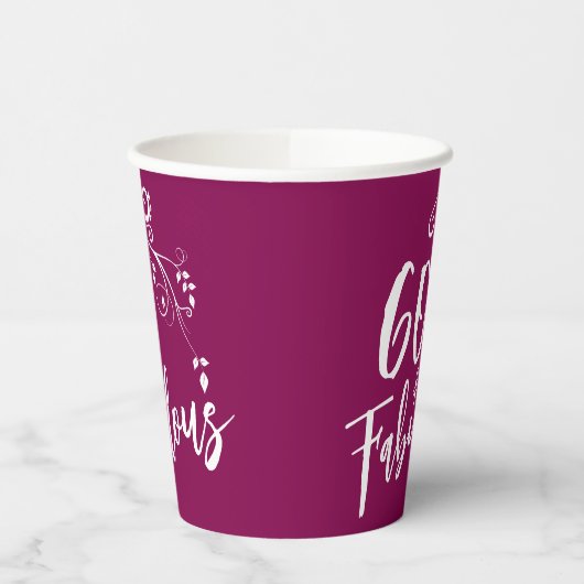 60 en Fabulous Script Magenta 60e verjaardag Papieren Bekers (Links)