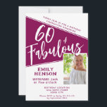 60 en Fabulous Script Magenta Foto 60th Birthday Kaart<br><div class="desc">Zestig en Fabulous Script Foto Magenta 60e Verjaardagsfeestuitnodiging. Trendy wit script met een aangepaste foto op een chique en levendige magenta rode kleur. Maak een uitnodiging voor een 60e verjaardagsfeestje voor haar. Pas aan met de naam en leeftijd en voeg je foto toe aan de sjabloon.</div>