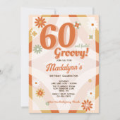 60 en Feelin Groovy Retro verjaardagsuitnodiging Kaart (Voorkant)
