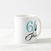 60 en sassy blauwe glitters 60ste verjaardag koffiemok (Voorkant rechts)
