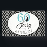 60 en Sassy Custom 60th Birthday Blue Glitter Spandoek<br><div class="desc">Elegant 60 en sassy personalized 60e verjaardagsbanner, de woorden 60 en sassy zijn in turquoise blue glitter en zwart. De achtergrond is een zwart-wit diamantpatroon. U kunt deze banner met jouw naam gemakkelijk aanpassen. In onze winkel zijn er vergelijkbare producten beschikbaar, zoals uitnodigingen voor 60e verjaardag en benodigdheden voor 60e...</div>