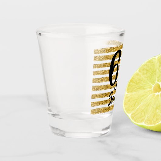 60 en Sassy Gold Faux Glitter Stripe Custom Shot Glas (Links)