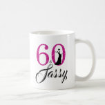 60 en Sassy Pink Glitter 60th Birthday Koffiemok<br><div class="desc">Viel het draaien van 60 in stijl met dit elegante 60ste verjaardagsontwerp. 60 en sassy in faux roze glitter en zwart met dansende silhouette. De bijbehorende producten en andere kleuren zijn beschikbaar in onze winkel. Aangepaste verzoeken zijn welkom.</div>