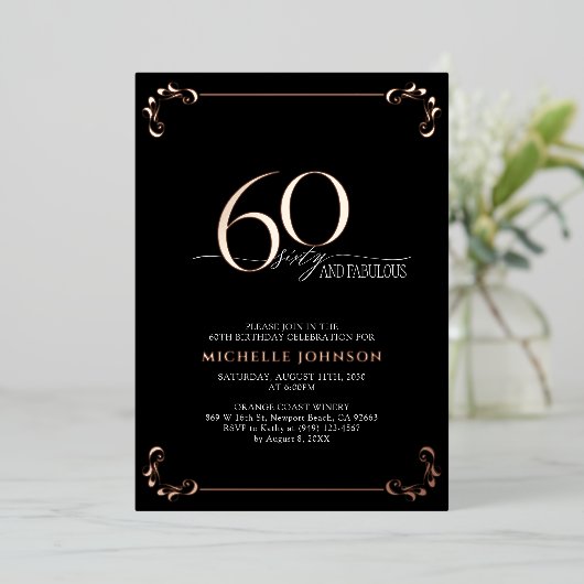 60 & Fabulous Black Roos Gold Calligraphy Birthday Folie Uitnodiging (Staand Voorkant)