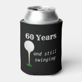 60 jaar en nog steeds swingende golfbal blikjeskoeler (Blikje Voorkant)