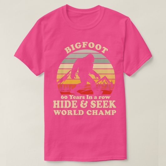 60 jaar op rij Hide Seek wereldkampioen T-shirt (Design voorkant)
