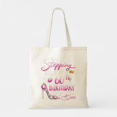 60 jaar oude cadeautjes die in mijn 60ste verjaard tote bag (Achterkant)