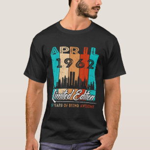 60 jaar oude geschenken 60e verjaardag Vintage apr T-shirt