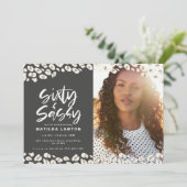 60-jarige foto van luipaard en sassy 60-jarige ver (Staand voorkant)