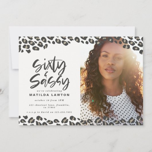 60-jarige foto van luipaard en sassy 60-jarige ver (Voorkant)