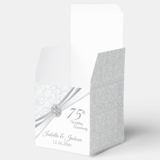 60e / 75e Diamond Wedding Jubileum op wit Bedankdoosjes (Geopend)