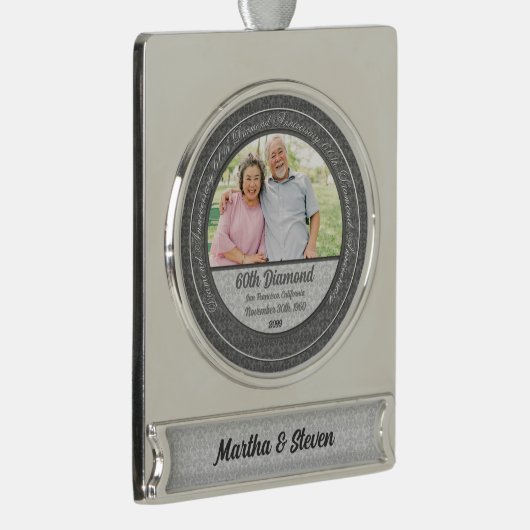 60e Diamond Jubileum Datum en naam foto Verzilverd Banner Ornament (Rechts)