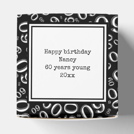 60e foto aandenken - zwart/wit nummerpatroon bedankdoosjes (Bovenkant)