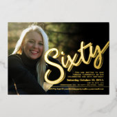 60e geboortedag, aangepast fotoscript goud folie uitnodiging (Voorkant)