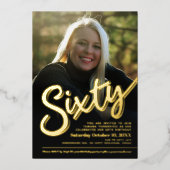 60e geboortedag, aangepast fotoscript goud folie uitnodiging (Voorkant)