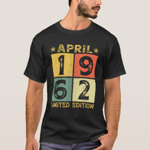 60e geboortedag decorations April 1962 60 T-shirt