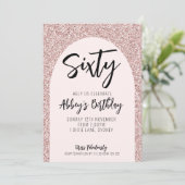 60e Glitter Roos Gouden Boog Verjaardag Uitnodigen Kaart (Staand voorkant)