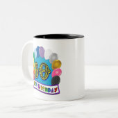 60e Happy Birthday Balloons Merchandise Tweekleurige Koffiemok (Voorkant links)