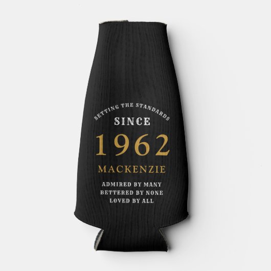 60e verjaardag 1962 Naam Elegant Gold White Black Flesjeskoeler (Voorkant)