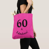 60e verjaardag 60 & Fabulous Helder Roze Polka Dot Tote Bag (Dichtbij)