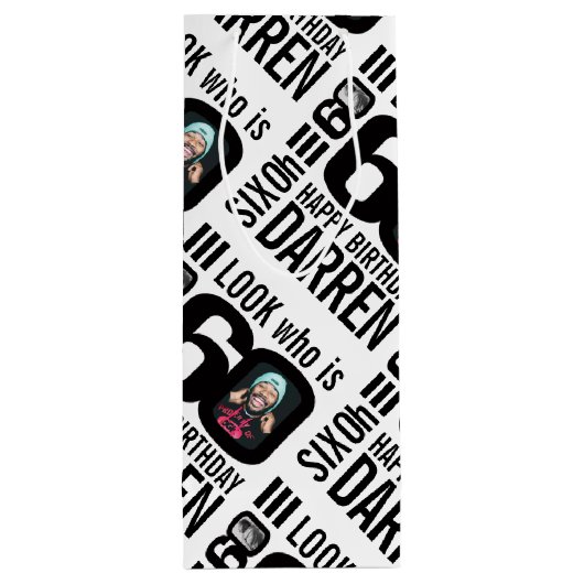 60e verjaardag Black Look 60 aangepaste foto naam Wijn Cadeautas (Achterkant)