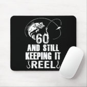 60e verjaardag en nog steeds in de rij Gevist Muismat (Met muis)